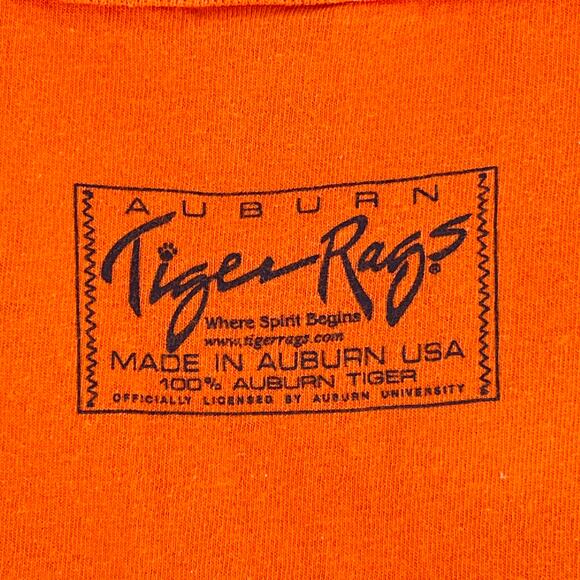Y2K Auburn University Tiger Rags Tiger Walk Tshirt 2002 vintage - Picture 6 of 7